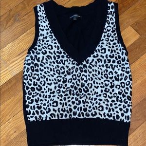 Sweater vest